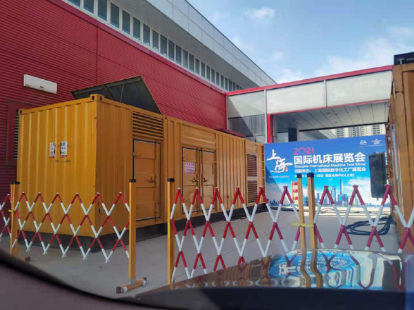 钦北出租发电机-柴油发电机和汽油发电机哪个更好一些?